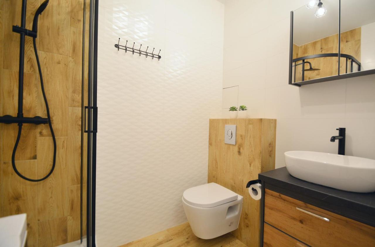 Apartamenty Bryza - Monte Cassino 8 - Centrum Świnoujście Exteriör bild